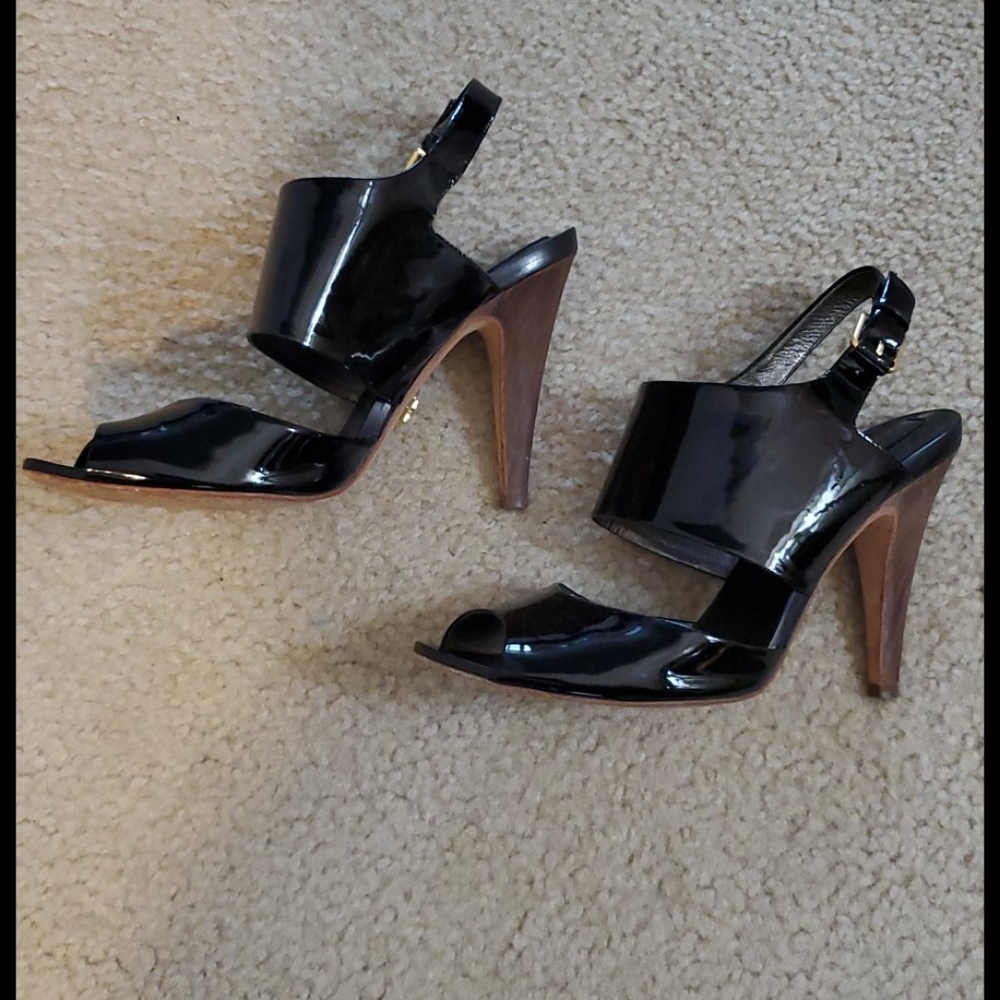 Bcbg heels